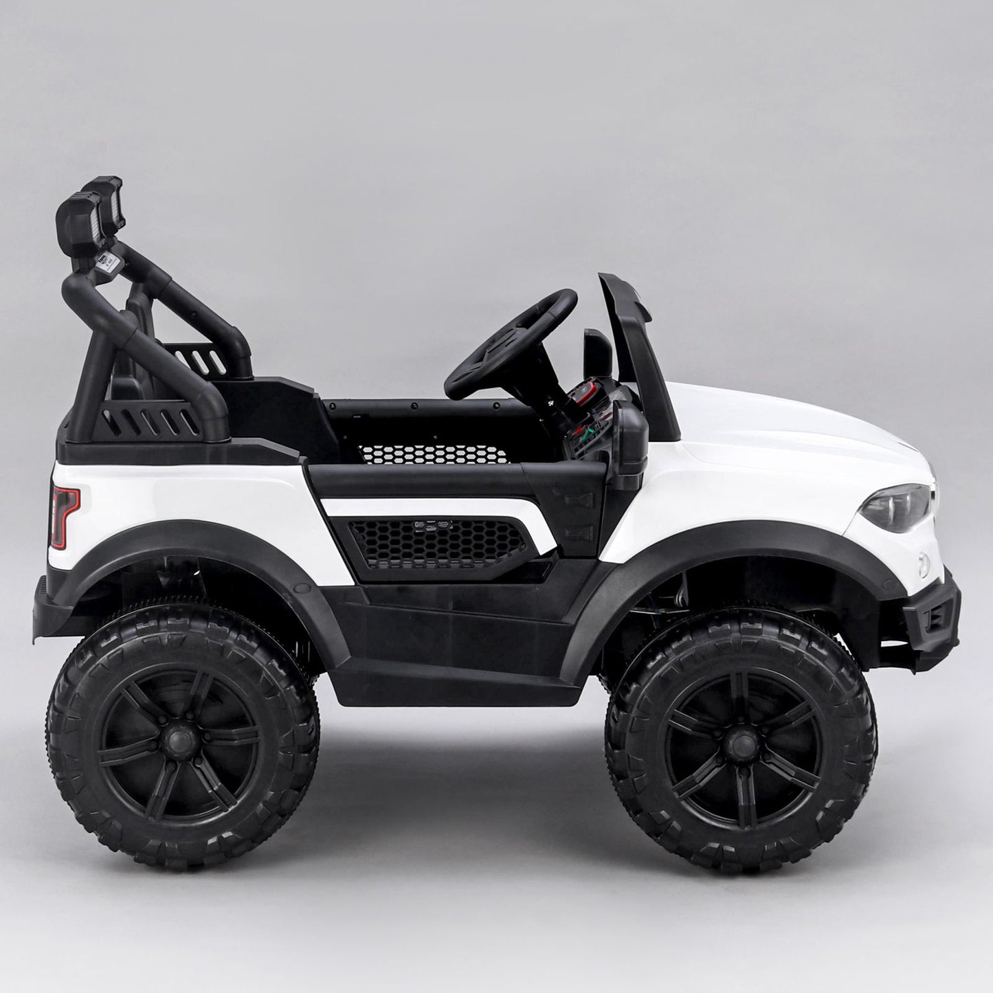 Ranger - White (Age 2- 8)